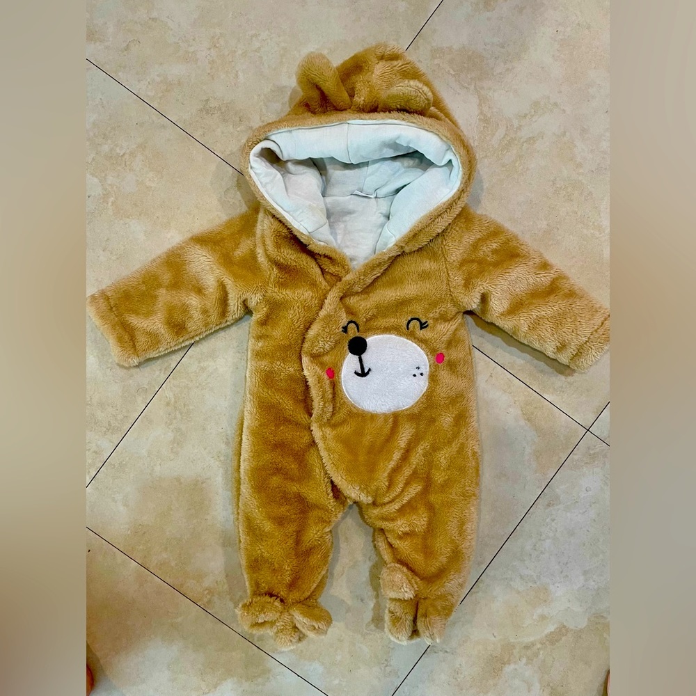 Bear onsie